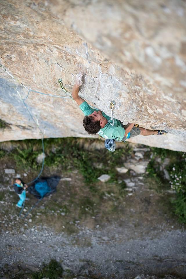 Stefano Ghisolfi on Jungle boogie 9a+ Ceuese France UKC