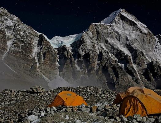 Noc na Mount Everestu 2015 UKC