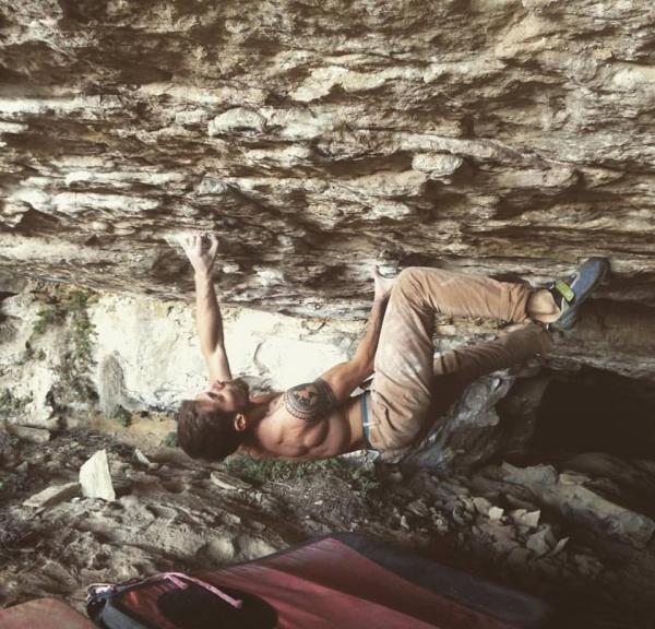 Felipe Camargo on Catalan Witness the fitness 8C Cova de Ocell Catalunya UKC